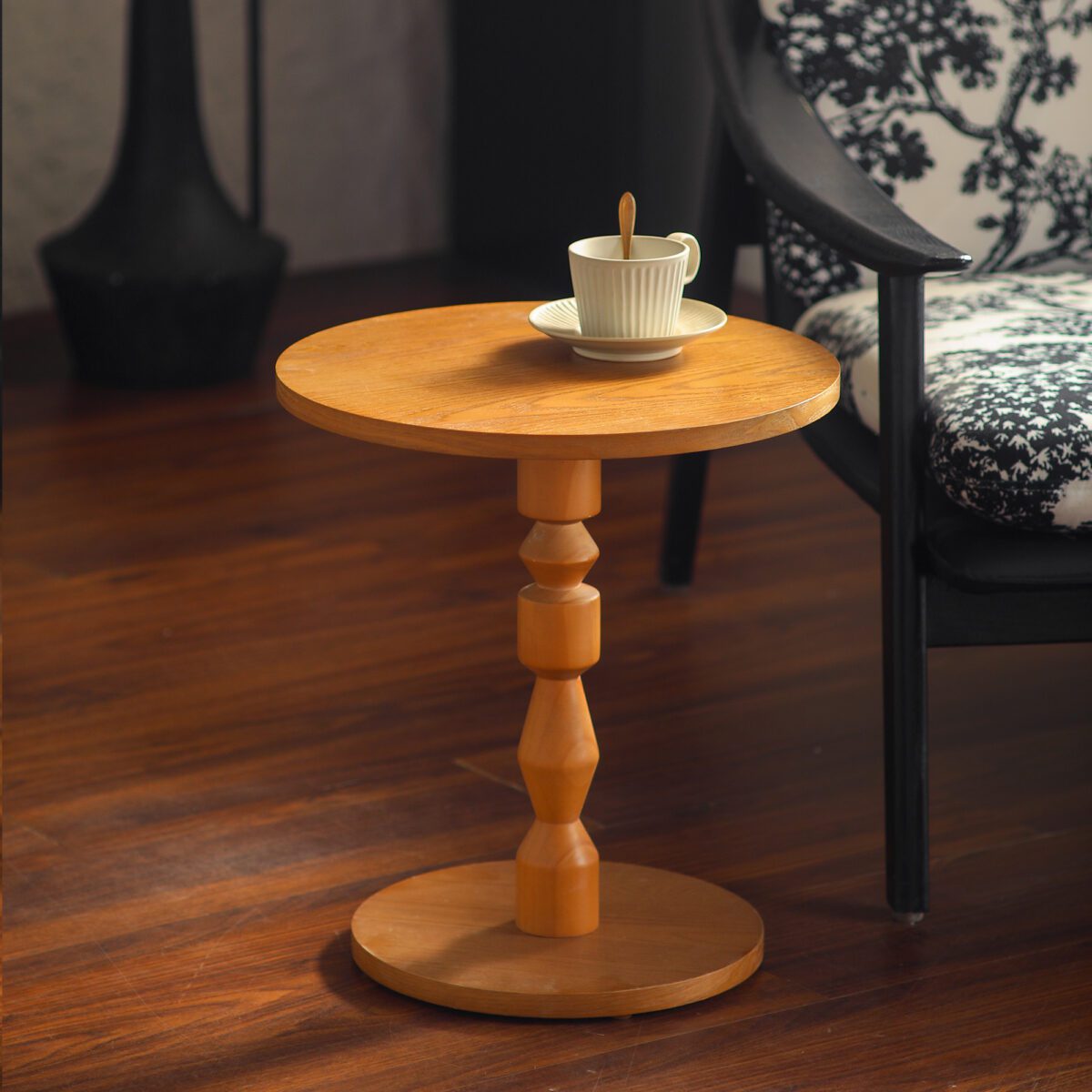 Vintage Turned-Leg Wood Side Table - Retro Round Accent Table for Living Room - Image 2