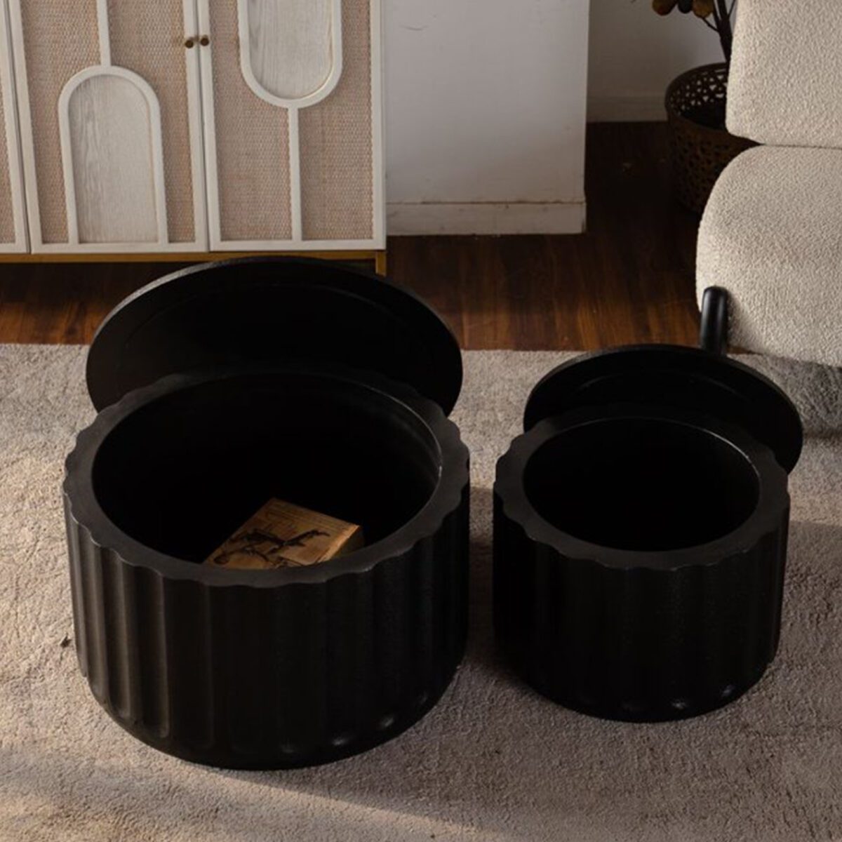 Set of 2 Black Fluted Nesting Storage Tables - Modern Round Accent Coffee & Side Tables - Image 4